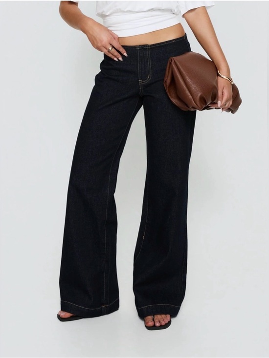 Princess Polly Denim - Princess Polly Black Low-Rise Straight Leg Jeans